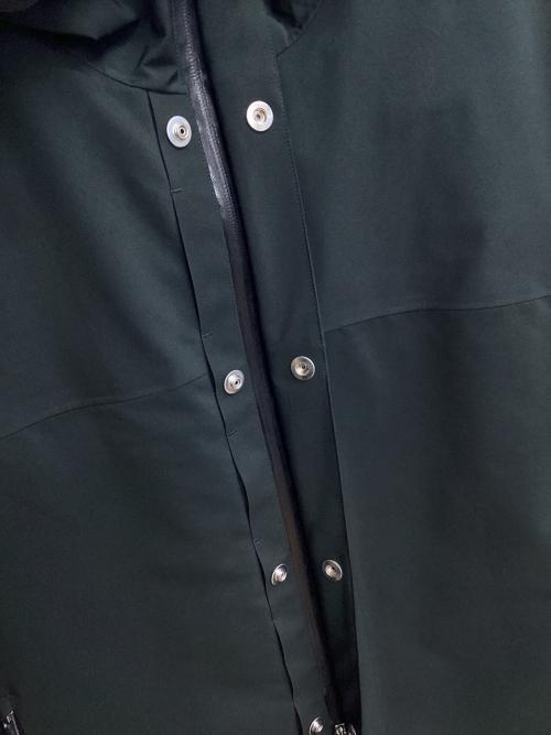 theory（セオリー）theory (セオリー) 3 Layer Poplin B Jamin カーキ サイズ:Mの古着・服飾アイテム