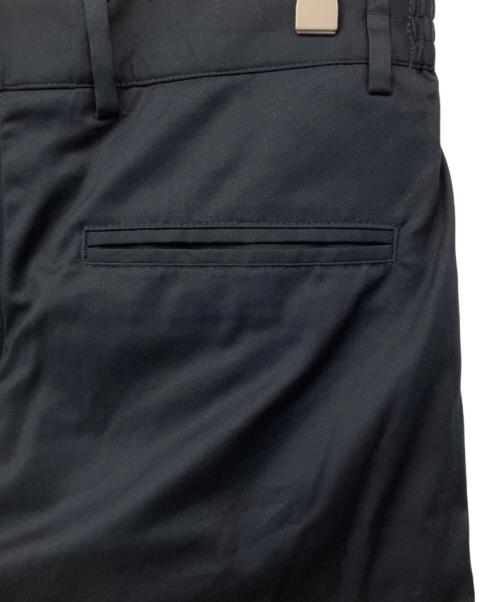 Brilla per il gusto（ブリッラ ペル イルグースト）Brilla per il gusto (ブリッラ ペル イルグースト) giabsarchivio (ジャブス アルキヴィオ) 別注 ストレッチコットン ツイル 1プリーツ ドローコード スラックス ネイビー サイズ:44の古着・服飾アイテム