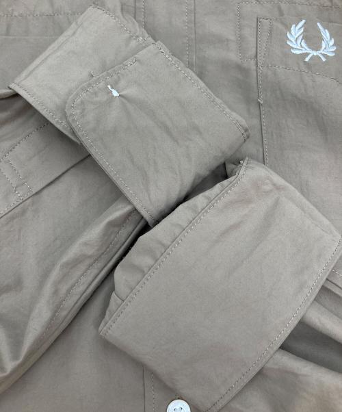 FRED PERRY（フレッドペリー）FRED PERRY (フレッドペリー) RIB COLLAR LONG SLEEVE SHIRT ブラウン サイズ:Mの古着・服飾アイテム