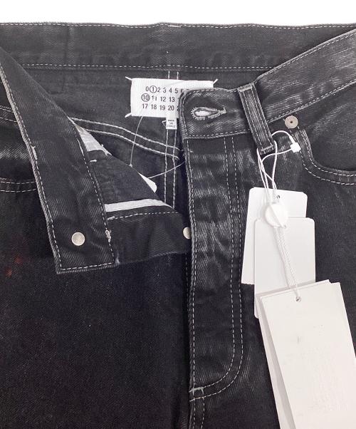 Maison Margiela（メゾンマルジェラ）Maison Margiela (メゾンマルジェラ) ペイント加工ウォッシュデニムパンツ ブラック サイズ:76cm (W30) 未使用品の古着・服飾アイテム