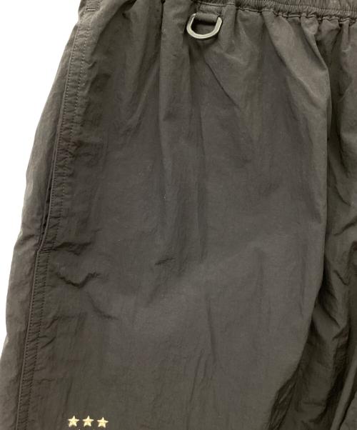 F.C.R.B.（エフシーレアルブリストル）F.C.R.B. (エフシーレアルブリストル) MESH BACK POCKET SHORTS ブラック サイズ:Mの古着・服飾アイテム