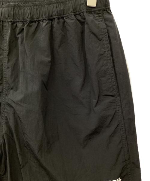 F.C.R.B.（エフシーレアルブリストル）F.C.R.B. (エフシーレアルブリストル) MESH BACK POCKET SHORTS ブラック サイズ:Mの古着・服飾アイテム