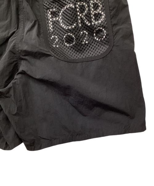 F.C.R.B.（エフシーレアルブリストル）F.C.R.B. (エフシーレアルブリストル) MESH BACK POCKET SHORTS ブラック サイズ:Mの古着・服飾アイテム