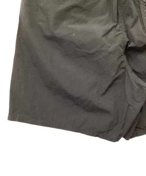 F.C.R.B.（エフシーレアルブリストル）F.C.R.B. (エフシーレアルブリストル) MESH BACK POCKET SHORTS ブラック サイズ:Mの古着・服飾アイテム