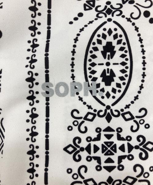 F.C.R.B.（エフシーレアルブリストル）F.C.R.B. (エフシーレアルブリストル) WHOLE PATTERN S/S MOCKNECK TOP ホワイト×ブラック サイズ:Lの古着・服飾アイテム