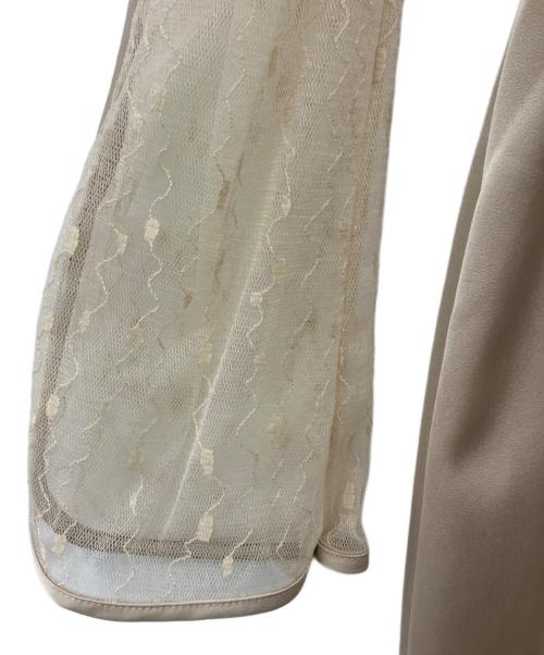 Lily Brown（リリーブラウン）Lily Brown (リリーブラウン) 刺繍チュールサテンワンピース ベージュの古着・服飾アイテム