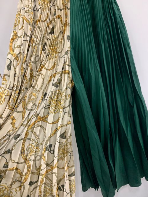 UN3D.（アンスリード）UN3D. (アンスリード) オリガミプリーツパンツ グリーン サイズ:36の古着・服飾アイテム