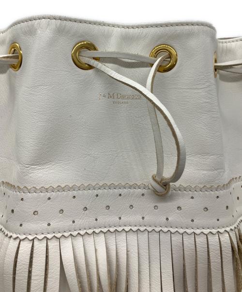J&M DAVIDSON（ジェイ＆エム デヴィッドソン）J&M DAVIDSON (ジェイ＆エム デヴィッドソン) フリンジショルダーバッグ ホワイトの古着・服飾アイテム