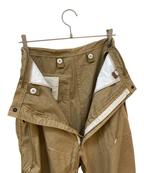 EQUA INDUSTRIES（エクア インダストリーズ）EQUA INDUSTRIES (エクア インダストリーズ) ミリタリーパンツ ベージュ サイズ:27インチの古着・服飾アイテム