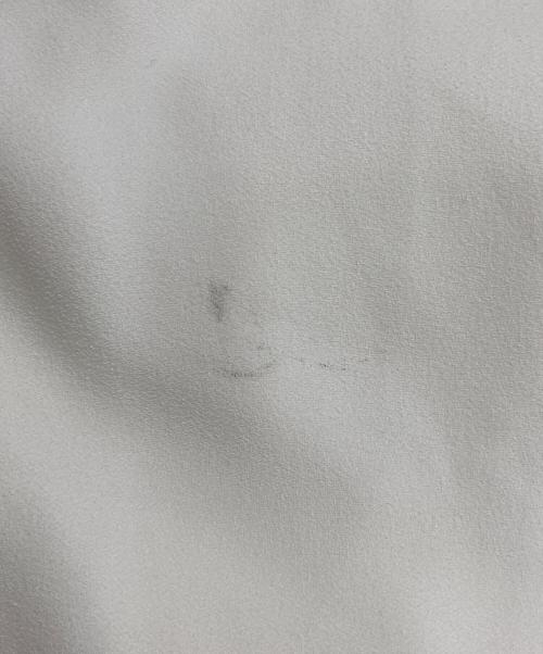 ESTNATION（エストネーション）ESTNATION (エストネーション) バックサテン タックネック ブラウス ホワイト サイズ:36の古着・服飾アイテム