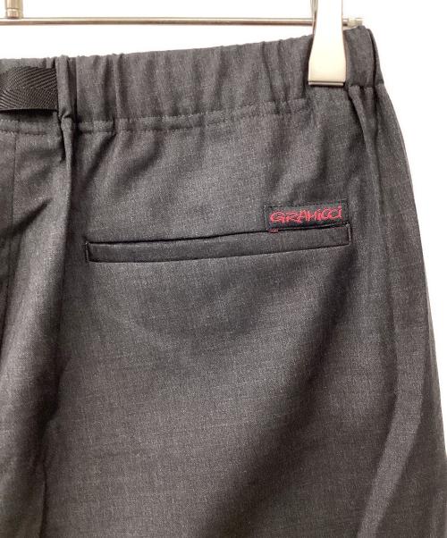 SOPHNET.（ソフネット）SOPHNET. (ソフネット) GRAMICCI (グラミチ) SLIM-FIT EASY SLACKS BY LORO PIANA チャコールグレー サイズ:Mの古着・服飾アイテム