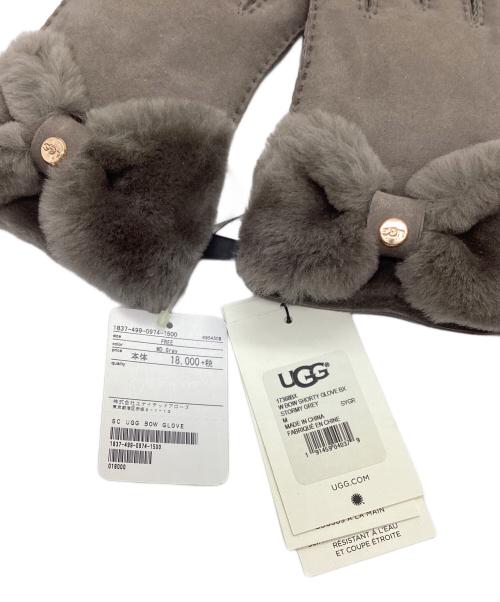UGG（アグ）UGG (アグ) Bow Shorty Glove グレージュ サイズ:M 未使用品の古着・服飾アイテム