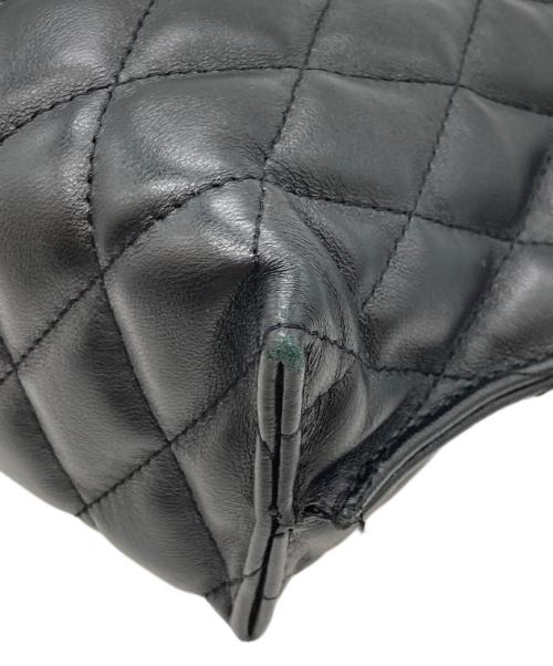 J&M DAVIDSON（ジェイ＆エム デヴィッドソン）J&M DAVIDSON (ジェイ＆エム デヴィッドソン) BATEAUキルティングチェーンショルダーバッグ ブラックの古着・服飾アイテム