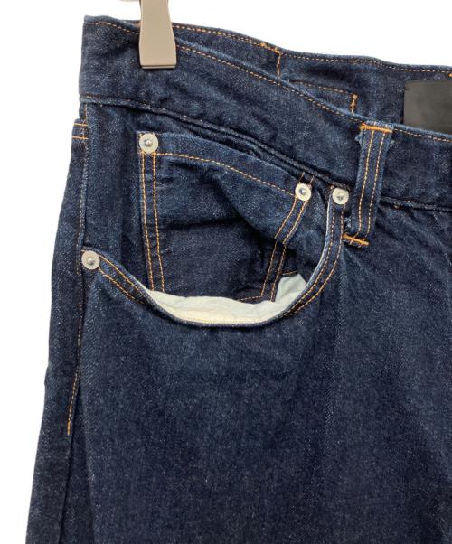 ES:S（エス）ES:S (エス) CINCH BACK BAGGY JEANS インディゴ サイズ:34の古着・服飾アイテム
