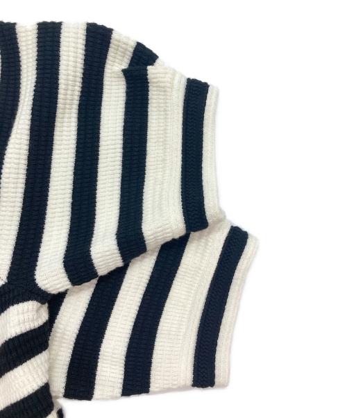 Lily Brown（リリーブラウン）Lily Brown (リリーブラウン) MARY QUANT (マリークヮント) クロップドニットカーディガン ボーダー サイズ:FREE 未使用品の古着・服飾アイテム