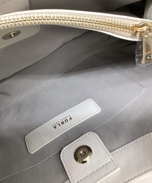 FURLA（フルラ）FURLA (フルラ) ワンショルダーバッグの古着・服飾アイテム