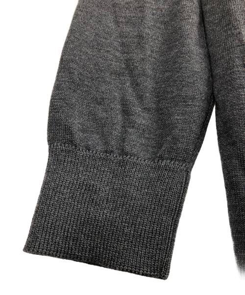 maison kitsune（メゾンキツネ）MAISON KITSUNE (メゾンキツネ) FOX HEAD パッチニットワンピース グレー サイズ:XSの古着・服飾アイテム