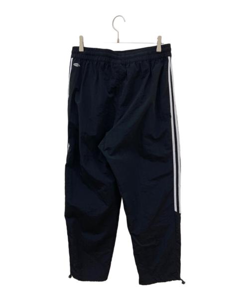 adidas（アディダス）adidas (アディダス) NTS Radio (NTSラジオ) ナイロントラックパンツ ブラック サイズ:XLの古着・服飾アイテム