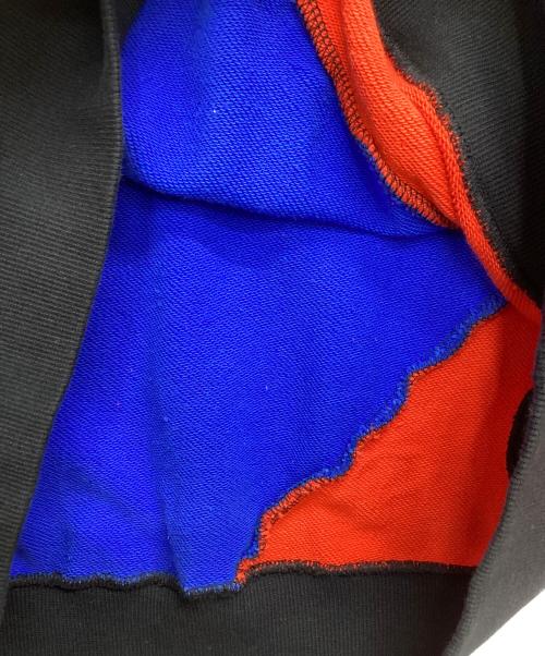 F.C.R.B.（エフシーレアルブリストル）F.C.R.B. (エフシーレアルブリストル) STREAM LINE PULLOVER HOODIE ブラック×レッド サイズ:L 未使用品の古着・服飾アイテム