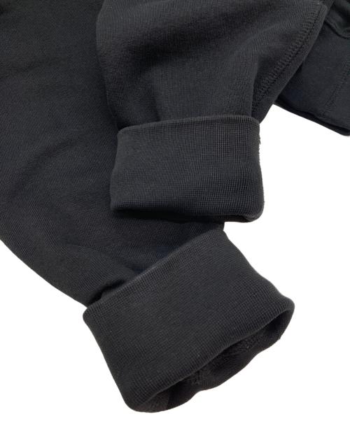 ALEXANDER McQUEEN（アレキサンダーマックイーン）ALEXANDER McQUEEN (アレキサンダーマックイーン) フローラススカル刺繍スウェット ブラック サイズ:Sの古着・服飾アイテム