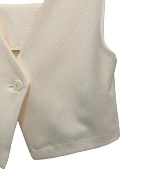 machatt（マチャット）machatt (マチャット) クロップドベスト アイボリー サイズ:Freeの古着・服飾アイテム