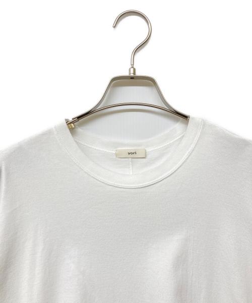 YORI（ヨリ）YORI (ヨリ) ワイドヘムギャザーカットソー ホワイト サイズ:Fの古着・服飾アイテム
