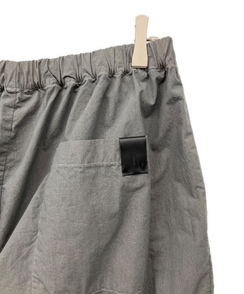 N.HOOLYWOOD（エヌ ハリウッド）N.HOOLYWOOD (エヌ ハリウッド) TAPERED EASY PANTS グレー サイズ:40の古着・服飾アイテム