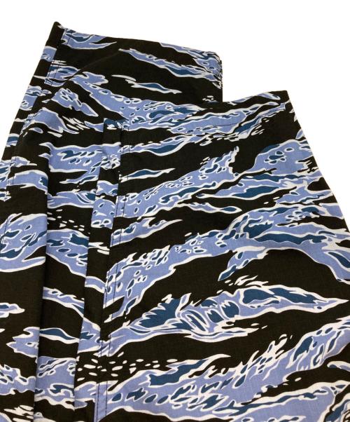 FUMITO GANRYU（フミトガンリュウ）FUMITO GANRYU (フミトガンリュウ) PHENOMENON (フェノメノン) EASY BAKER PANTS ブルー サイズ:2 未使用品の古着・服飾アイテム