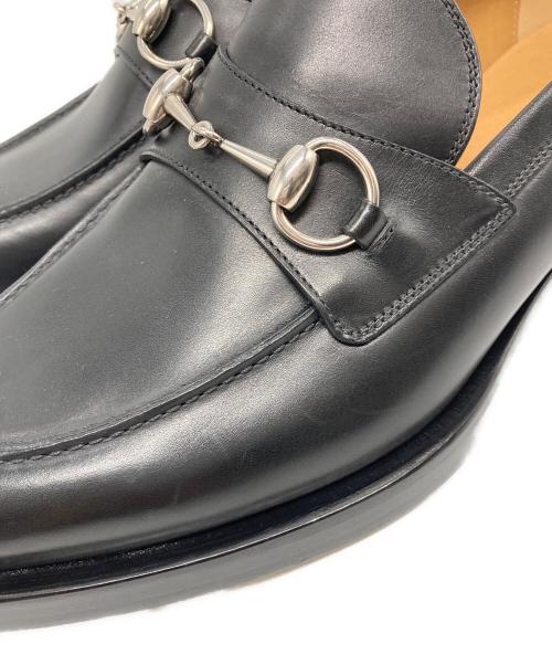 GUCCI（グッチ）GUCCI (グッチ) ホースビットローファー ブラック×シルバー サイズ:7 1/2の古着・服飾アイテム