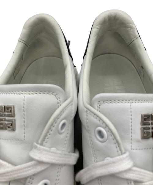 GIVENCHY（ジバンシィ）GIVENCHY (ジバンシィ) レザー シティ・スポーツ スニーカー ホワイト×ブラック サイズ:41の古着・服飾アイテム