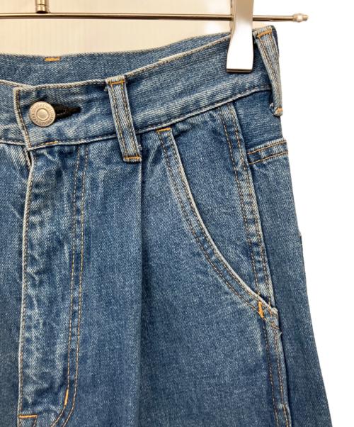 holiday（ホリデー）HOLIDAY (ホリデー) TUCK DENIM PANTS インディゴの古着・服飾アイテム