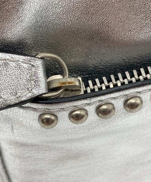 J&M DAVIDSON（ジェイ＆エム デヴィッドソン）J&M DAVIDSON (ジェイ＆エム デヴィッドソン) リップスティックポシェット シルバーの古着・服飾アイテム