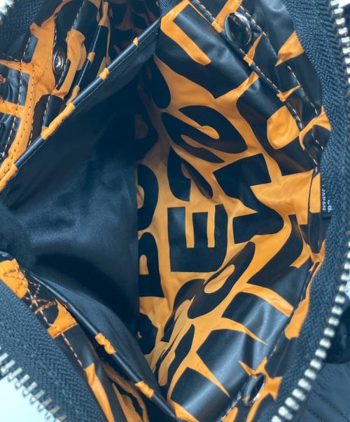 COMME des GARCONS（コムデギャルソン）COMME des GARCONS (コムデギャルソン) PORTER (ポーター) HELMET BAG(S) ブラック×オレンジの古着・服飾アイテム