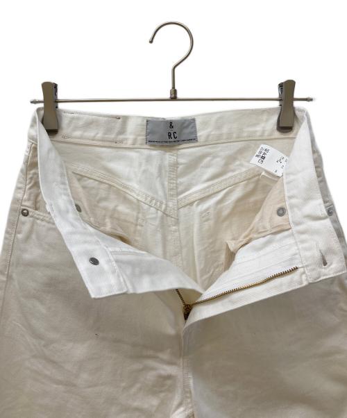 &RC（アンドアールシー）&RC (アールシー) カーヴィーデニムパンツ ホワイト サイズ:40の古着・服飾アイテム