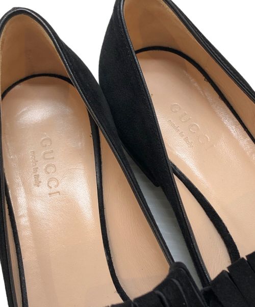 GUCCI（グッチ）GUCCI (グッチ) GGマーモント バックル スウェードフリンジパンプス ブラック サイズ:35の古着・服飾アイテム