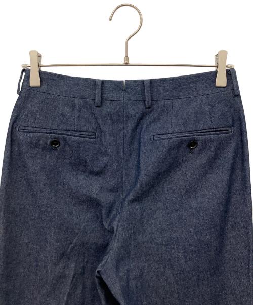 BEAMS F（ビームスエフ）BEAMS F (ビームスエフ) コットン 1プリーツ デニム スラックス インディゴ サイズ:42の古着・服飾アイテム