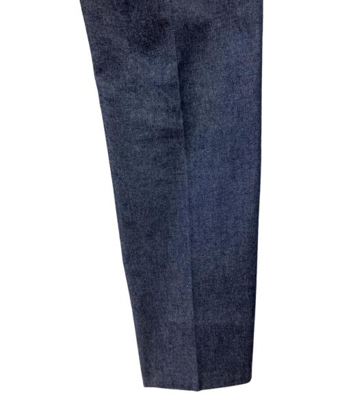 BEAMS F（ビームスエフ）BEAMS F (ビームスエフ) コットン 1プリーツ デニム スラックス インディゴ サイズ:42の古着・服飾アイテム