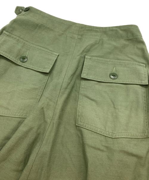 MADISON BLUE（マディソンブルー）MADISON BLUE (マディソンブルー) FATIGUE フレアスカート カーキ サイズ:Sの古着・服飾アイテム