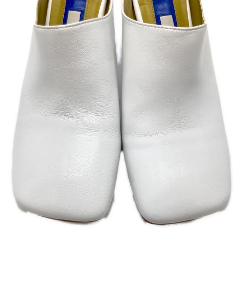 UN3D.（アンスリード）UN3D. (アンスリード) ミュール ホワイト サイズ:37の古着・服飾アイテム