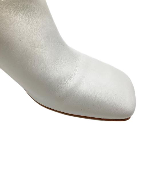 UN3D.（アンスリード）UN3D. (アンスリード) ミュール ホワイト サイズ:37の古着・服飾アイテム