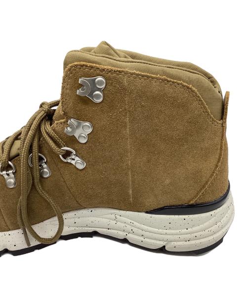 Danner（ダナー）Danner (ダナー) アウトドアブーツ MOUNTAIN 600 SUEDE カーキ サイズ:UK 8.5の古着・服飾アイテム