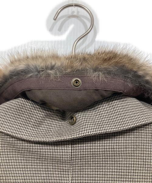 BURBERRY BLUE LABEL（バーバリー ブルー レーベル）BURBERRY BLUE LABEL (バーバリーブルーレーベル) ファー付トレンチコート ベージュ サイズ:Mの古着・服飾アイテム