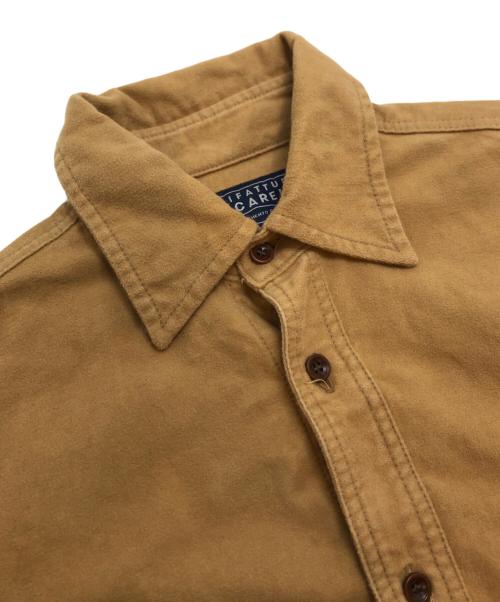 MANIFATTURA CECCARELLI（マニファッツュラ・チェッカレッリ）MANIFATTURA CECCARELLI (マニファッツュラ・チェッカレッリ) モールスキンフィールドシャツ ベージュ サイズ:Sの古着・服飾アイテム