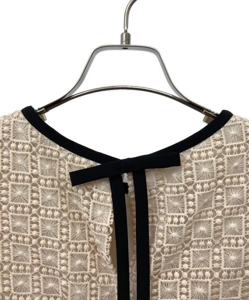 GRACE CLASS（グレースクラス）GRACE CLASS (グレースクラス) プリーツ切替ケミカルドレス ベージュ サイズ:38　の古着・服飾アイテム