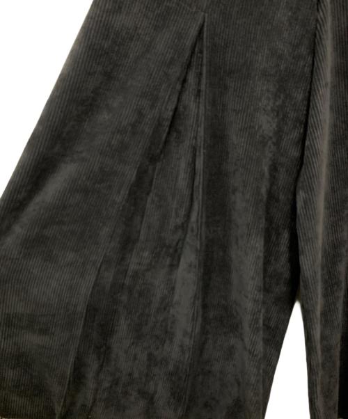 GRACE CONTINENTAL（（グレースコンチネンタル）GRACE CONTINENTAL (グレースコンチネンタル) コーデュロイフレアパンツ グレー サイズ:36の古着・服飾アイテム
