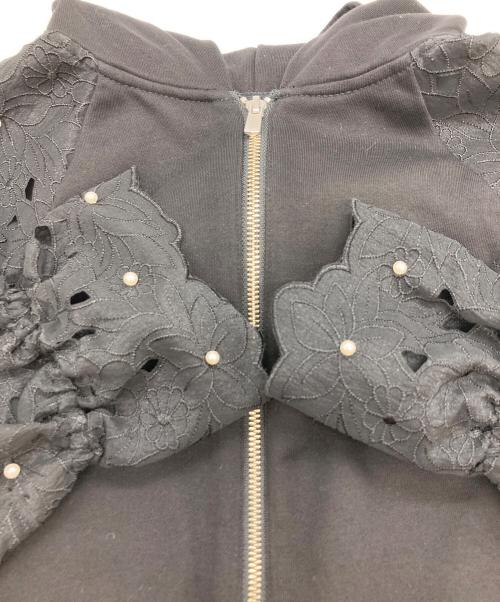 GRACE CONTINENTAL（（グレースコンチネンタル）GRACE CONTINENTAL (（グレースコンチネンタル) カットワークパフ袖パーカー ブラック サイズ:36の古着・服飾アイテム