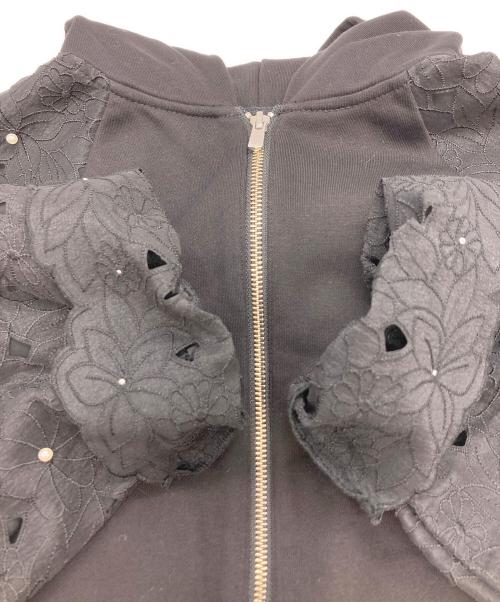 GRACE CONTINENTAL（（グレースコンチネンタル）GRACE CONTINENTAL (（グレースコンチネンタル) カットワークパフ袖パーカー ブラック サイズ:36の古着・服飾アイテム