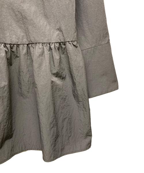 Adam et Rope（アダム エ ロペ）Adam et Rope (アダム エ ロペ) ギャザーヘムチュニックシャツ グレー サイズ:Fの古着・服飾アイテム