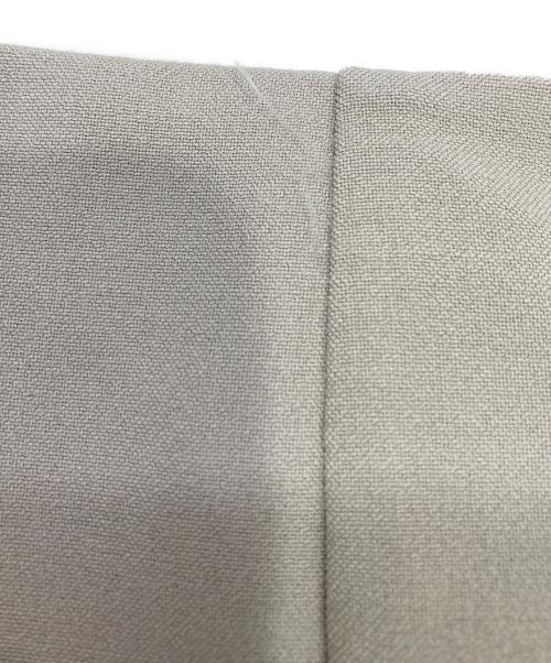 HUMAN WOMAN（ヒューマンウーマン）HUMAN WOMAN (ヒューマンウーマン) 吊り付きスカート ベージュ サイズ:M 未使用品の古着・服飾アイテム