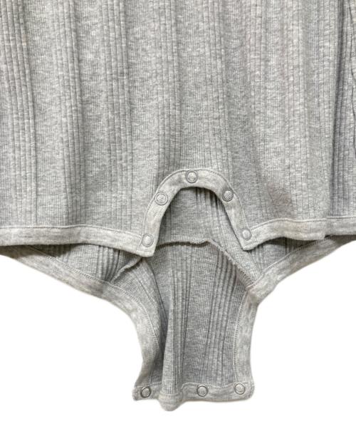 m.u Japoness（エムユー）m.u Japoness (エムユー) Random Rib Bodysuit ライトグレー サイズ:-の古着・服飾アイテム